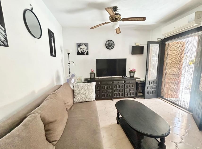 1 bedroom Bungalow for sale in El Chaparral with pool - € 109,000 (Ref: 10034375)