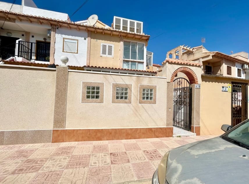 1 bedroom Bungalow for sale in El Chaparral with pool - € 109,000 (Ref: 10034375)