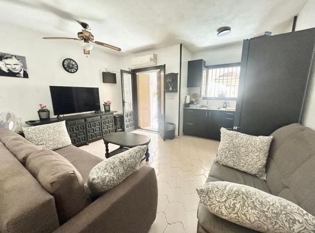 1 bedroom Bungalow for sale in El Chaparral, Torrevieja with pool - € 109,000 (Ref: 10034375)