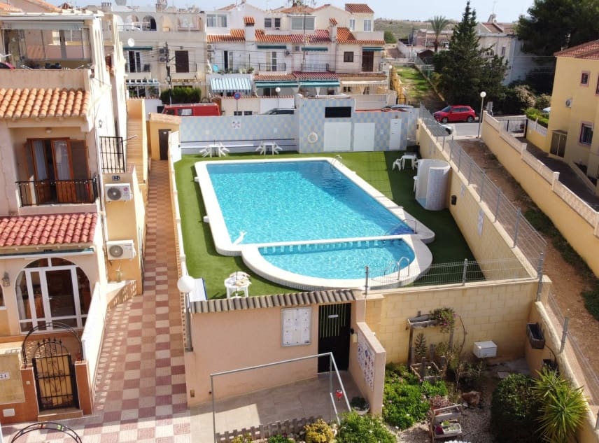 1 bedroom Bungalow for sale in El Chaparral with pool - € 109,000 (Ref: 10034375)
