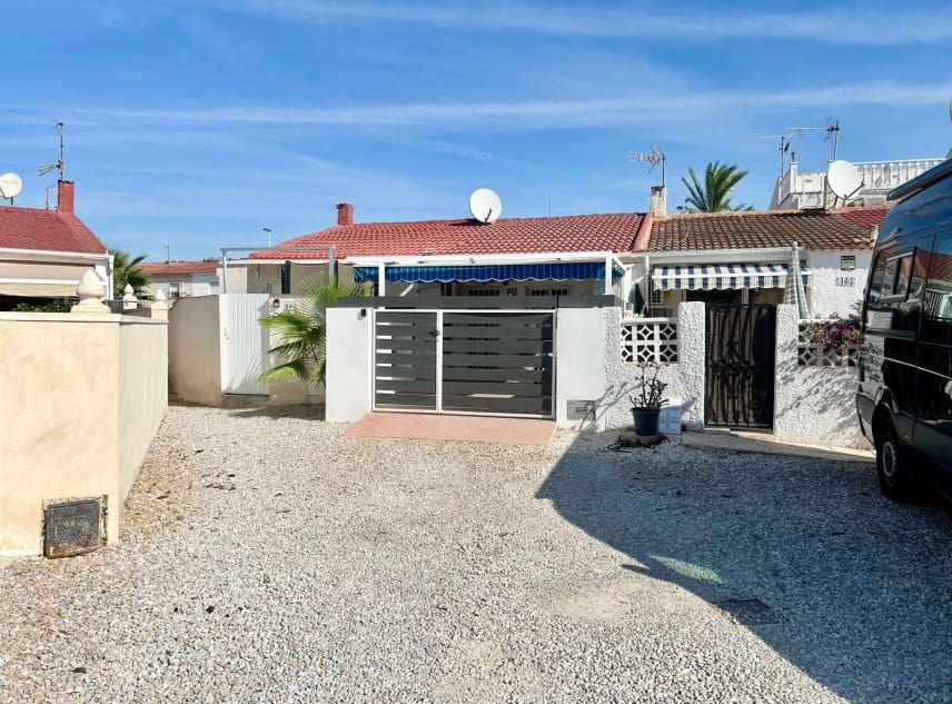 1 bedroom Bungalow for sale in La Torreta with garage - € 119,950 (Ref: 10034376)