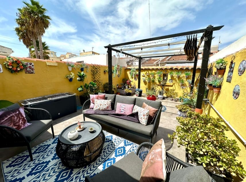 3 Zimmer Haus zu verkaufen in El Chaparral - 175.000 € (Ref: 10034460)