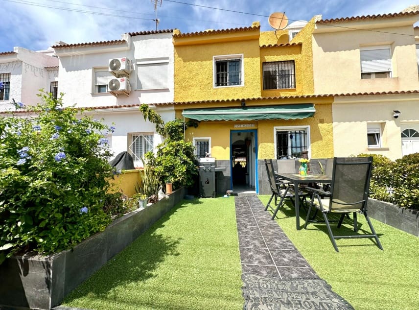 3 Zimmer Haus zu verkaufen in El Chaparral - 175.000 € (Ref: 10034460)