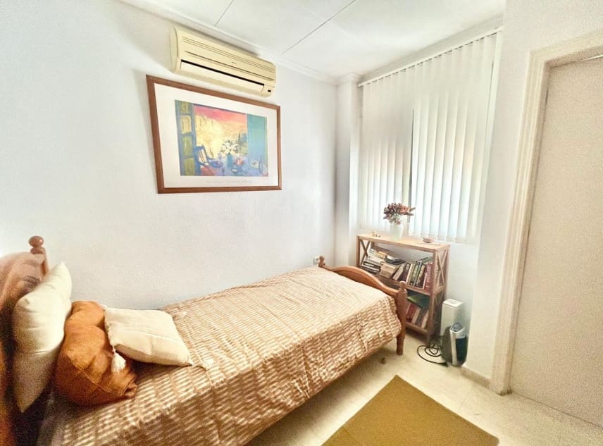 2 sovrum Hus till salu i La Siesta - 145 000 € (Ref: 10041784)