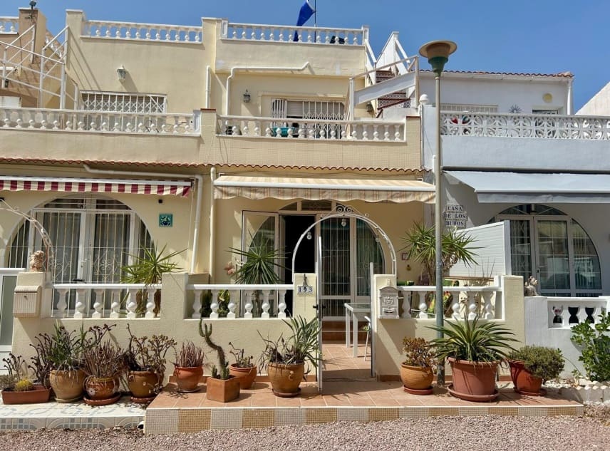 2 sovrum Hus till salu i La Siesta - 145 000 € (Ref: 10041784)