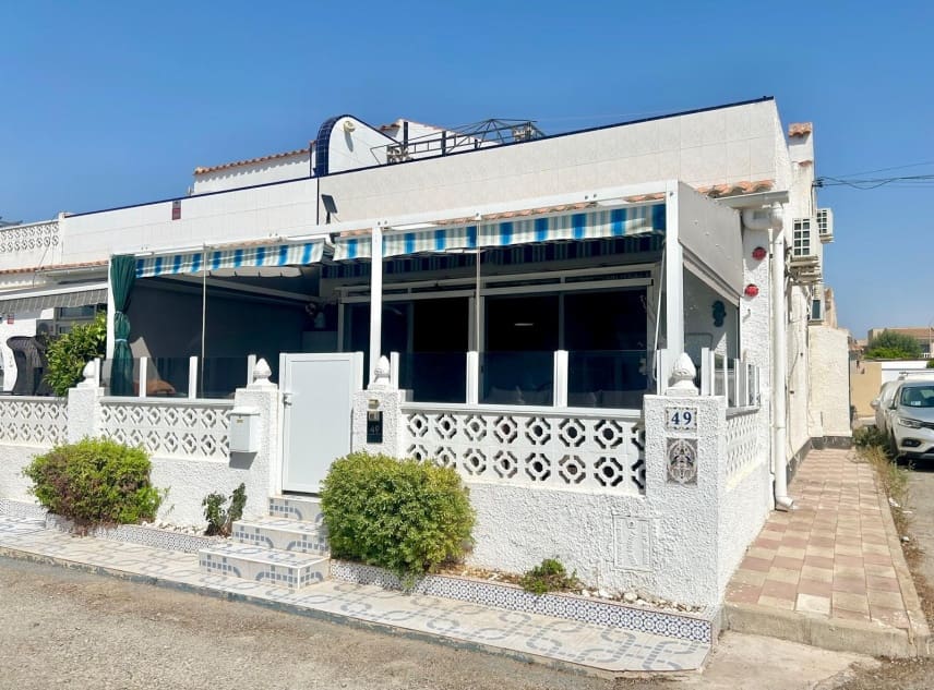3 makuuhuone Omakotitalo myytävänä paikassa San Luis - 165 000 € (Ref: 10062949)