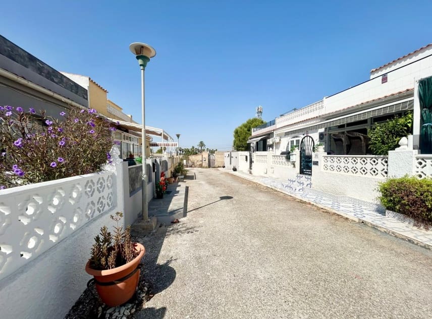3 makuuhuone Omakotitalo myytävänä paikassa San Luis - 165 000 € (Ref: 10062949)