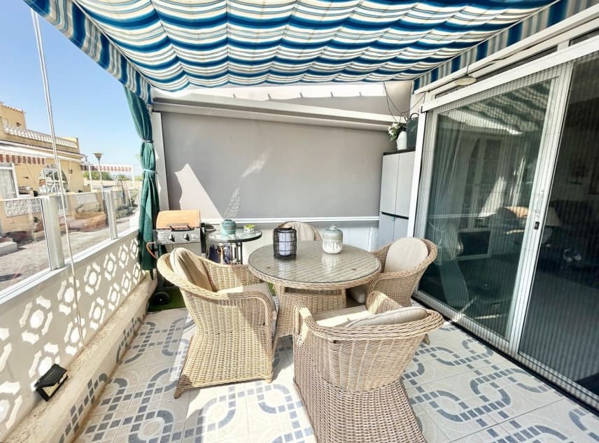 3 makuuhuone Omakotitalo myytävänä paikassa San Luis - 165 000 € (Ref: 10062949)