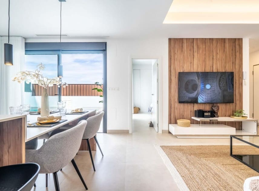 3 slaapkamer Villa te koop in Roldan met zwembad garage - € 339.950 (Ref: 10072966)