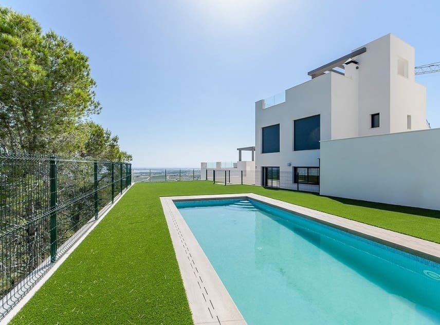 3 quarto Bungalow para venda em San Miguel de Salinas com piscina garagem - 425 000 € (Ref: 10076772)