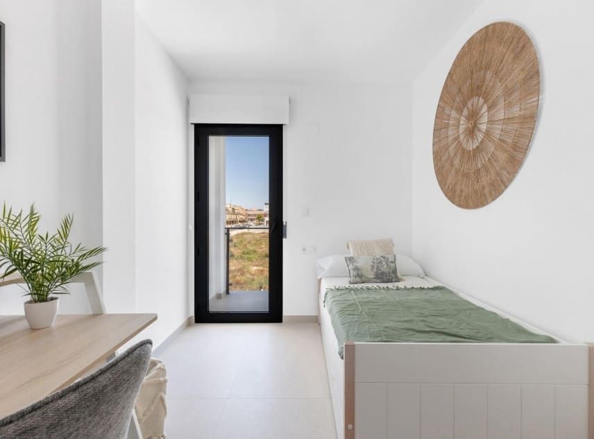 Chalet de 3 habitaciones en Rafal en venta con piscina garaje - 295.000 € (Ref: 10076773)