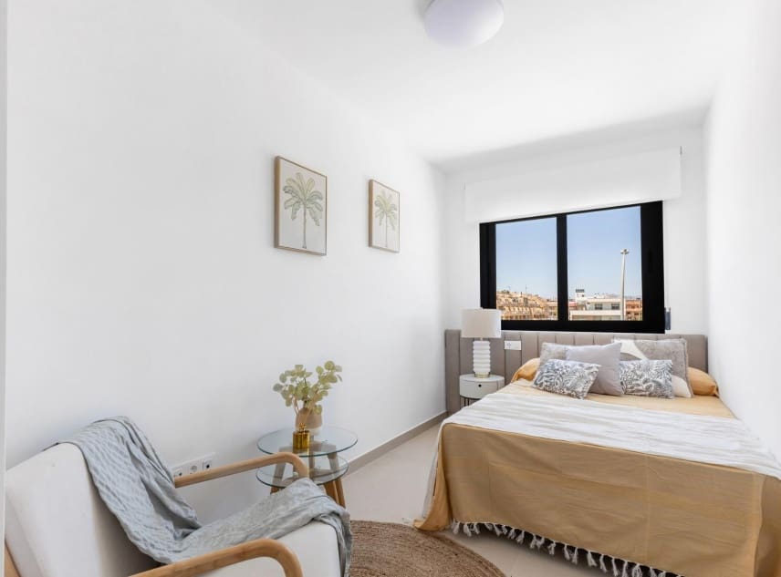 Chalet de 3 habitaciones en Rafal en venta con piscina garaje - 295.000 € (Ref: 10076773)