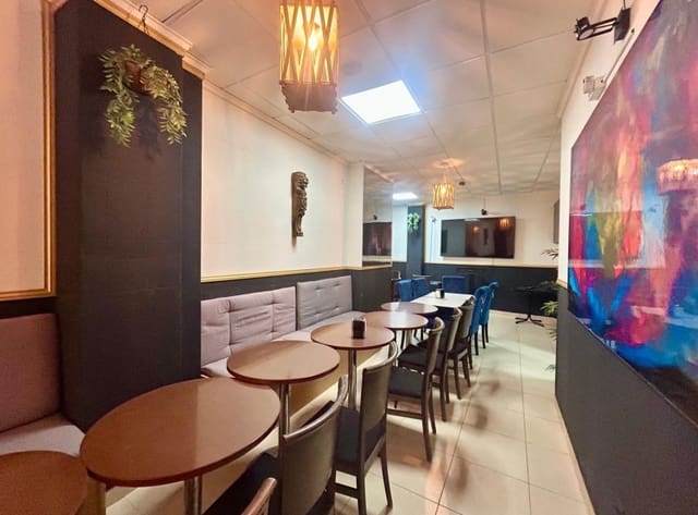 Bedrijf te koop in Playa de los Locos, Torrevieja - € 55.000 (Ref: 10111912)