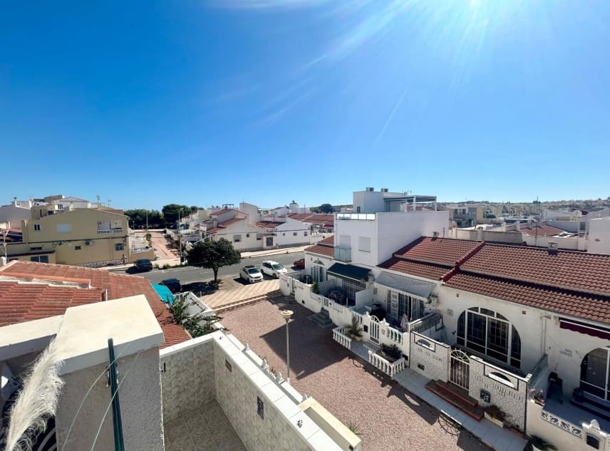 2 bedroom Townhouse for sale in La Siesta - € 169,900 (Ref: 10113461)