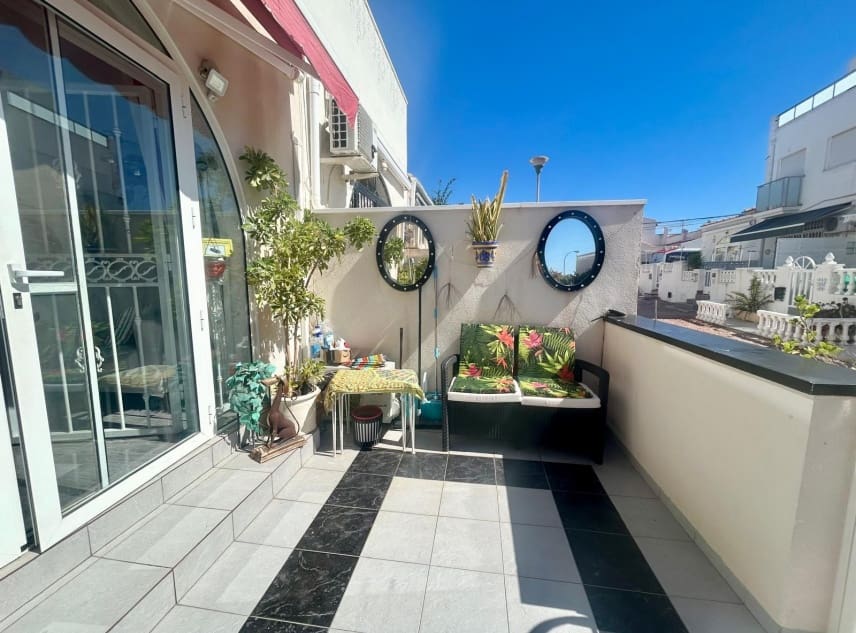 2 bedroom Townhouse for sale in La Siesta - € 169,900 (Ref: 10113461)