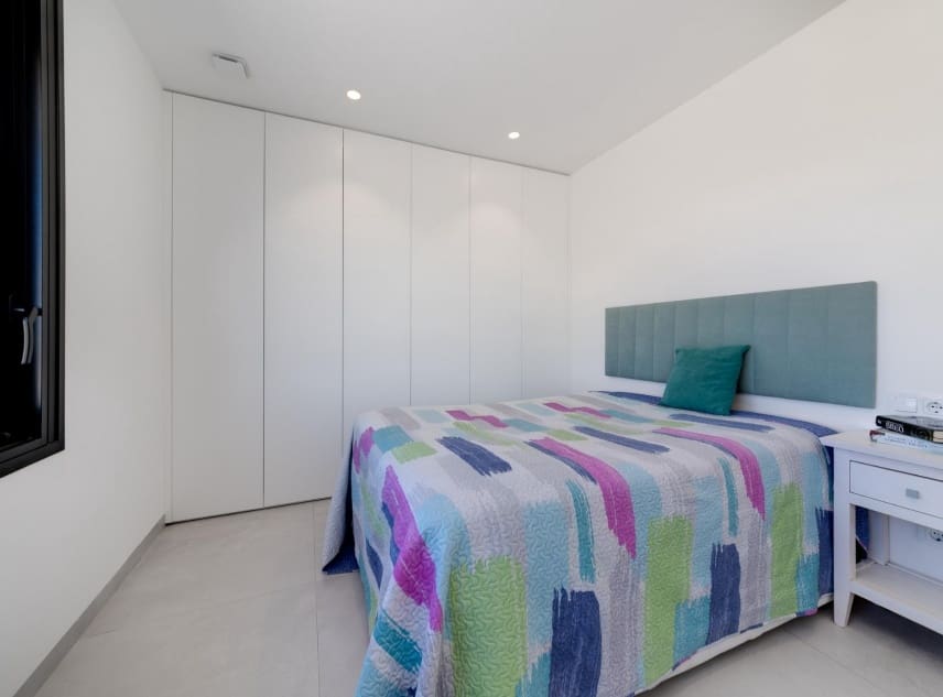 3 slaapkamer Villa te koop in Pinar de Campoverde met zwembad garage - € 586.000 (Ref: 10116061)