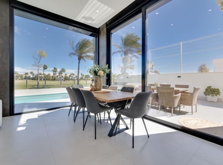 3 slaapkamer Villa te koop in Pinar de Campoverde met zwembad garage - € 586.000 (Ref: 10116061)
