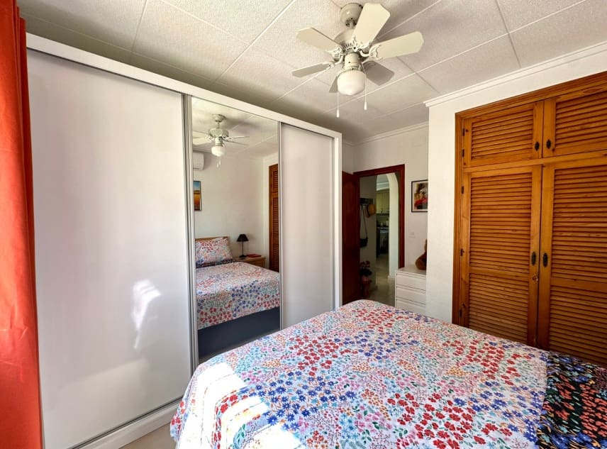 2 slaapkamer Villa te koop in San Luis met zwembad garage - € 283.500 (Ref: 10124717)