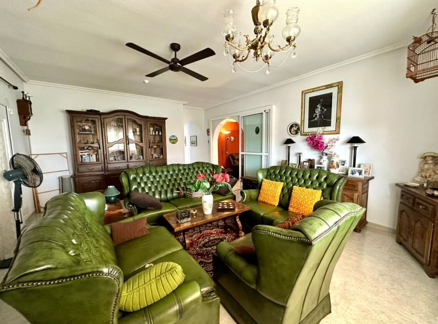 4 soveværelse Villa til salg i El Chaparral med swimmingpool garage - € 550.000 (Ref: 10138756)
