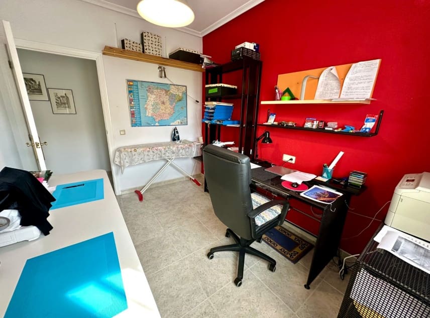 4 soveværelse Villa til salg i El Chaparral med swimmingpool garage - € 550.000 (Ref: 10138756)