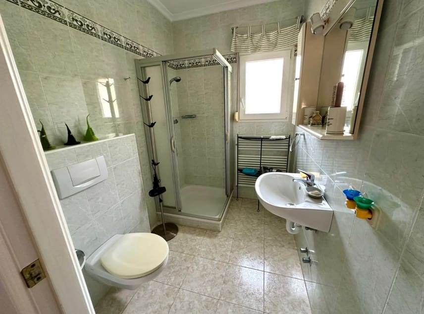 4 soveværelse Villa til salg i El Chaparral med swimmingpool garage - € 550.000 (Ref: 10138756)