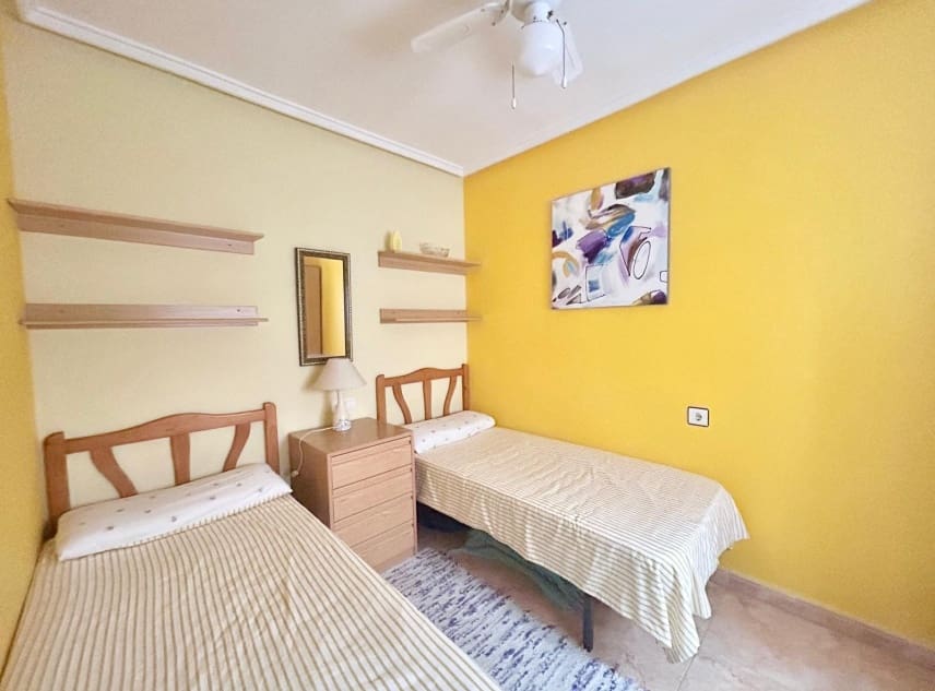 2 slaapkamer Bungalow te koop in Torrevieja met zwembad garage - € 139.950 (Ref: 10154289)