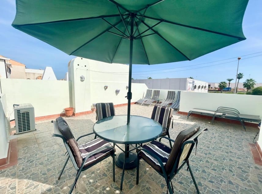 2 slaapkamer Bungalow te koop in Torrevieja met zwembad garage - € 139.950 (Ref: 10154289)