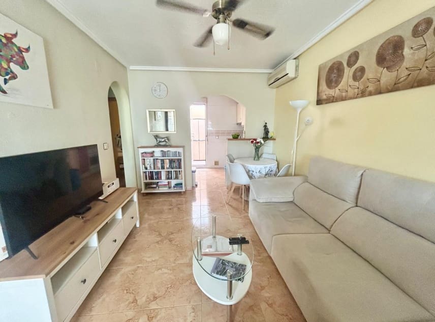2 slaapkamer Bungalow te koop in Torrevieja met zwembad garage - € 139.950 (Ref: 10154289)
