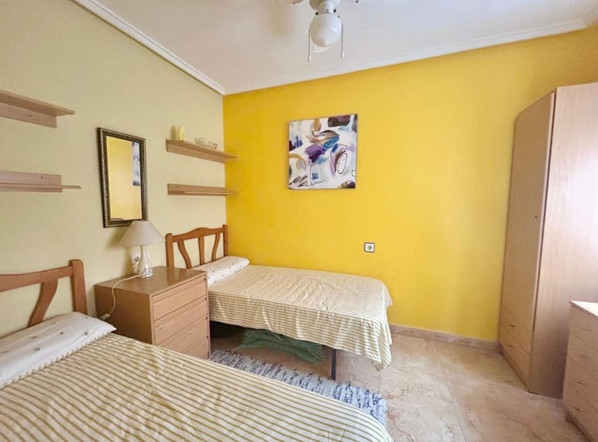 2 slaapkamer Bungalow te koop in Torrevieja met zwembad garage - € 139.950 (Ref: 10154289)