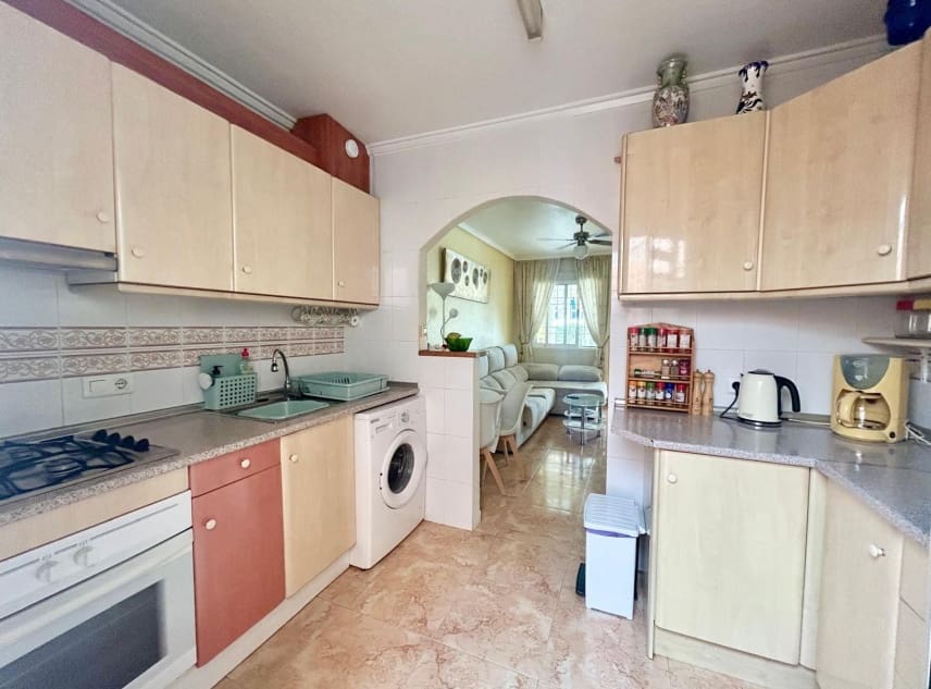 2 slaapkamer Bungalow te koop in Torrevieja met zwembad garage - € 139.950 (Ref: 10154289)