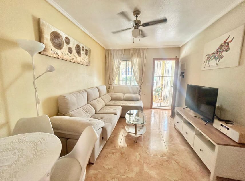 2 slaapkamer Bungalow te koop in Torrevieja met zwembad garage - € 139.950 (Ref: 10154289)