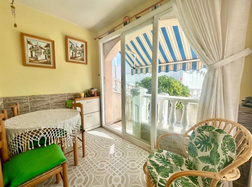 2 slaapkamer Bungalow te koop in Torrevieja met zwembad garage - € 139.950 (Ref: 10154289)