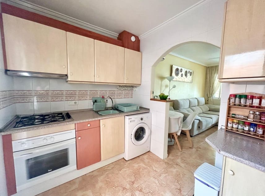 2 slaapkamer Bungalow te koop in Torrevieja met zwembad garage - € 139.950 (Ref: 10154289)