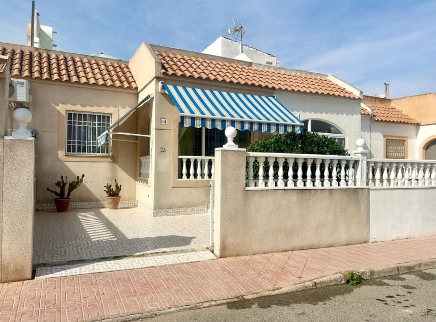 2 slaapkamer Bungalow te koop in Torrevieja met zwembad garage - € 139.950 (Ref: 10154289)