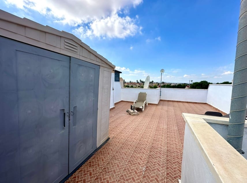 2 sypialnia Bungalow na sprzedaż w Torrevieja z basenem garażem - 148 950 € (Ref: 10158395)