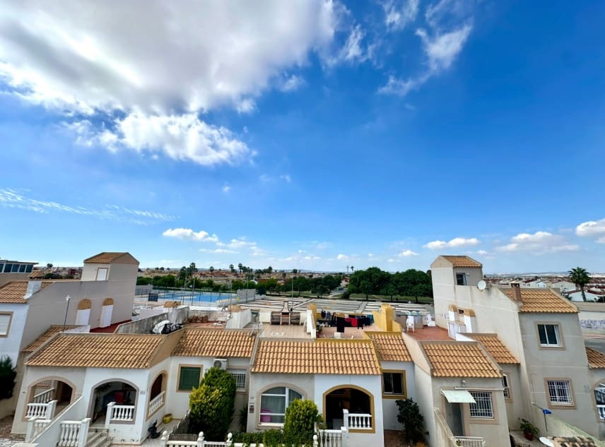 2 sypialnia Bungalow na sprzedaż w Torrevieja z basenem garażem - 148 950 € (Ref: 10158395)