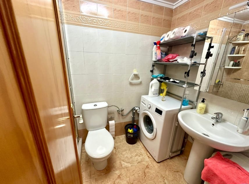 2 sypialnia Bungalow na sprzedaż w Torrevieja z basenem garażem - 148 950 € (Ref: 10158395)