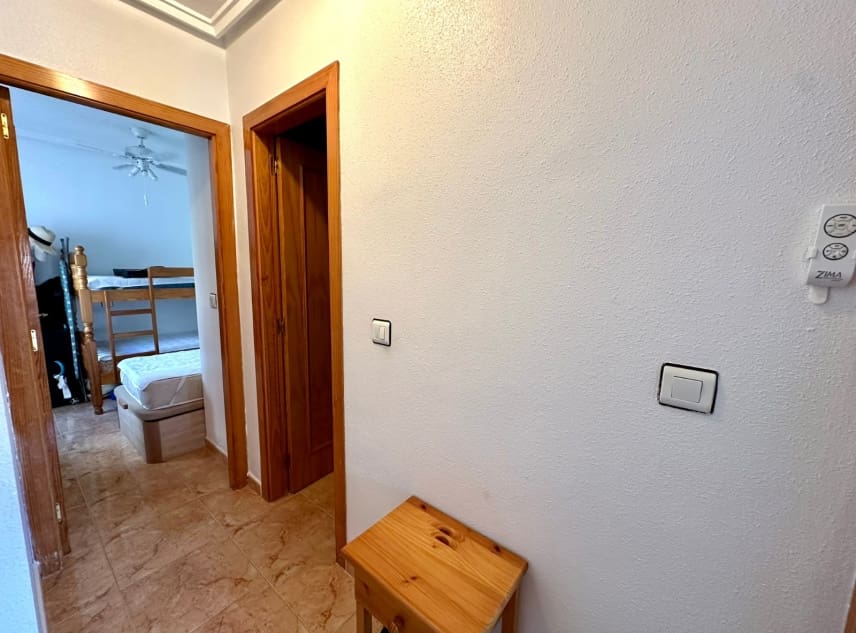 2 sypialnia Bungalow na sprzedaż w Torrevieja z basenem garażem - 148 950 € (Ref: 10158395)
