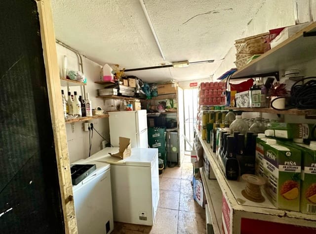 Commercieel te koop in El Chaparral, Torrevieja - € 129.000 (Ref: 10163590)