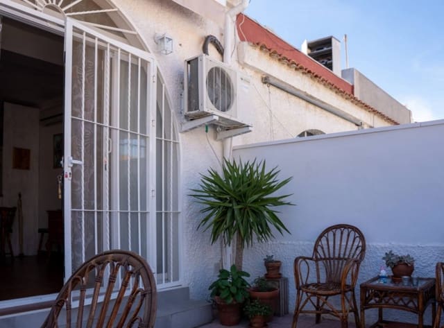 1 sypialnia Bungalow na sprzedaż w San Luis, Torrevieja - 102 900 € (Ref: 10170366)