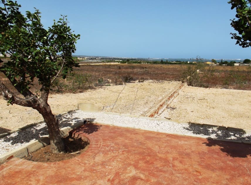 3 sypialnia Willa na sprzedaż w Los Montesinos z basenem garażem - 3 000 000 € (Ref: 7949371)