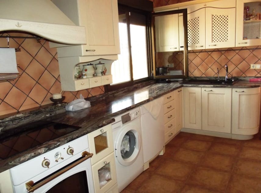 3 sypialnia Willa na sprzedaż w Los Montesinos z basenem garażem - 3 000 000 € (Ref: 7949371)