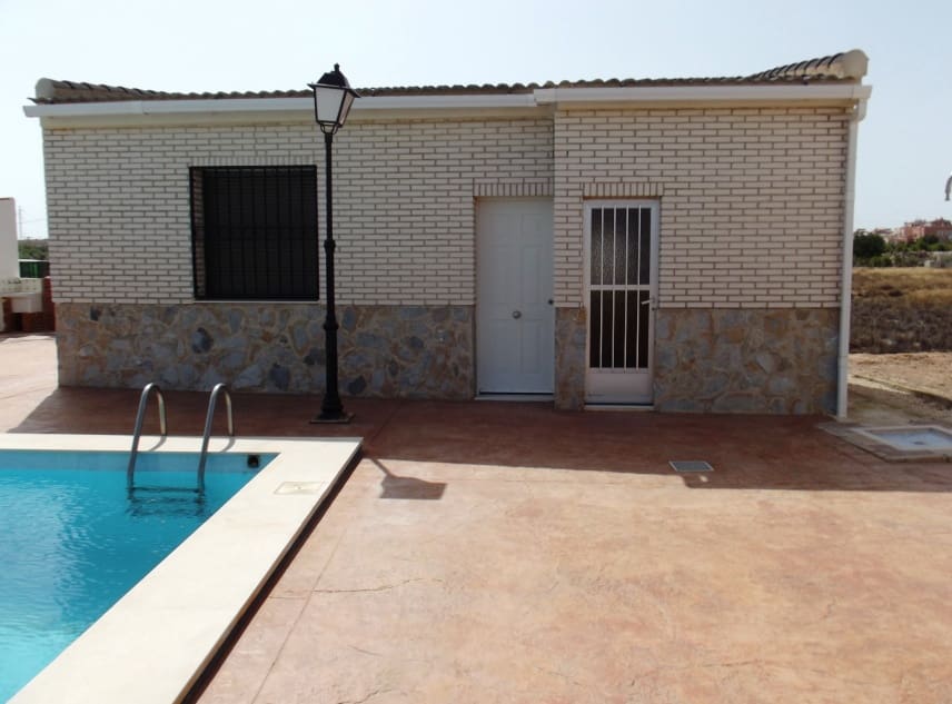 3 sypialnia Willa na sprzedaż w Los Montesinos z basenem garażem - 3 000 000 € (Ref: 7949371)