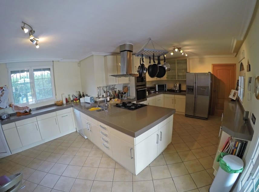 6 camera da letto Villa in vendita in El Chaparral con piscina garage - 750.000 € (Rif: 7949378)