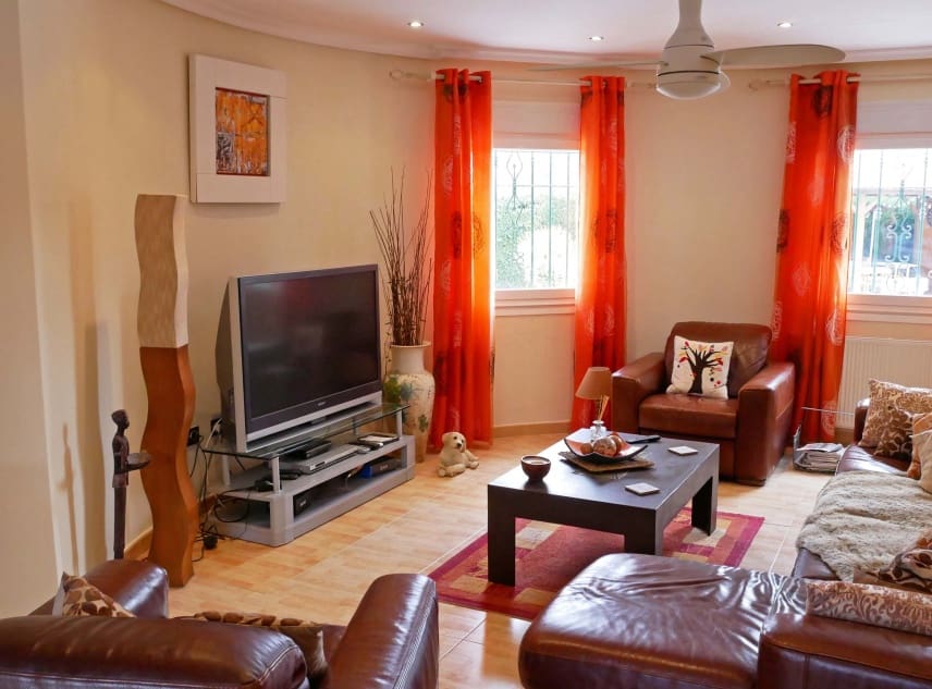 6 camera da letto Villa in vendita in El Chaparral con piscina garage - 750.000 € (Rif: 7949378)