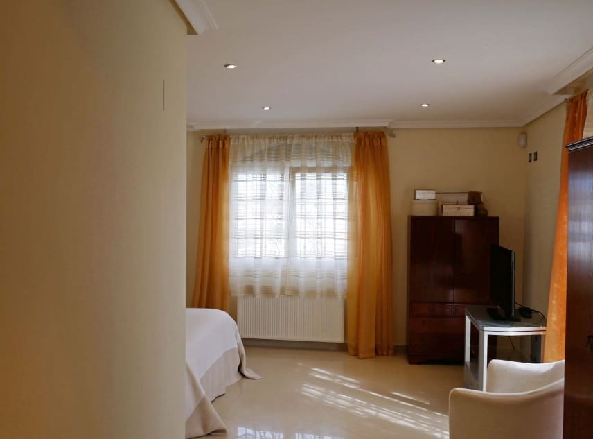 6 camera da letto Villa in vendita in El Chaparral con piscina garage - 750.000 € (Rif: 7949378)