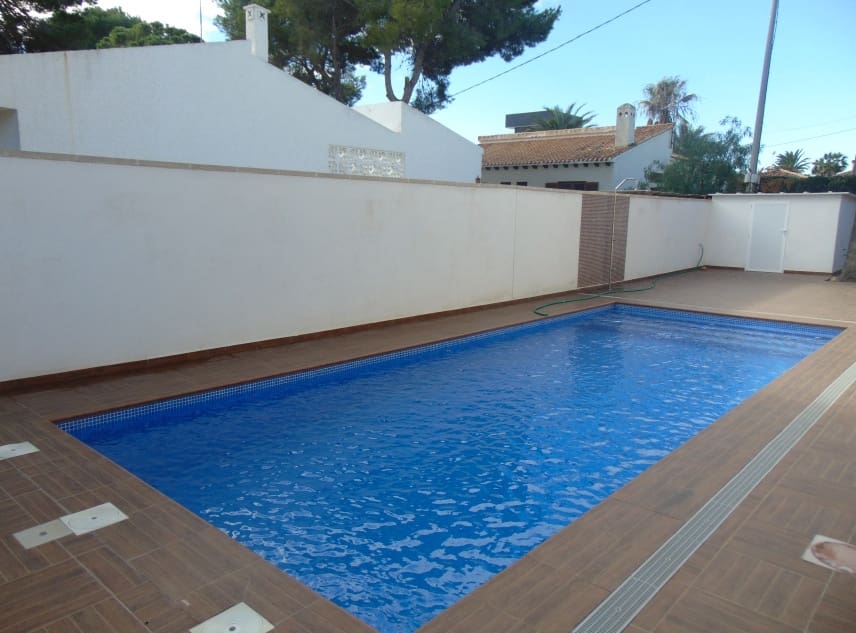 5 soveværelse Villa til salg i Cabo Roig med swimmingpool garage - € 910.000 (Ref: 7949383)