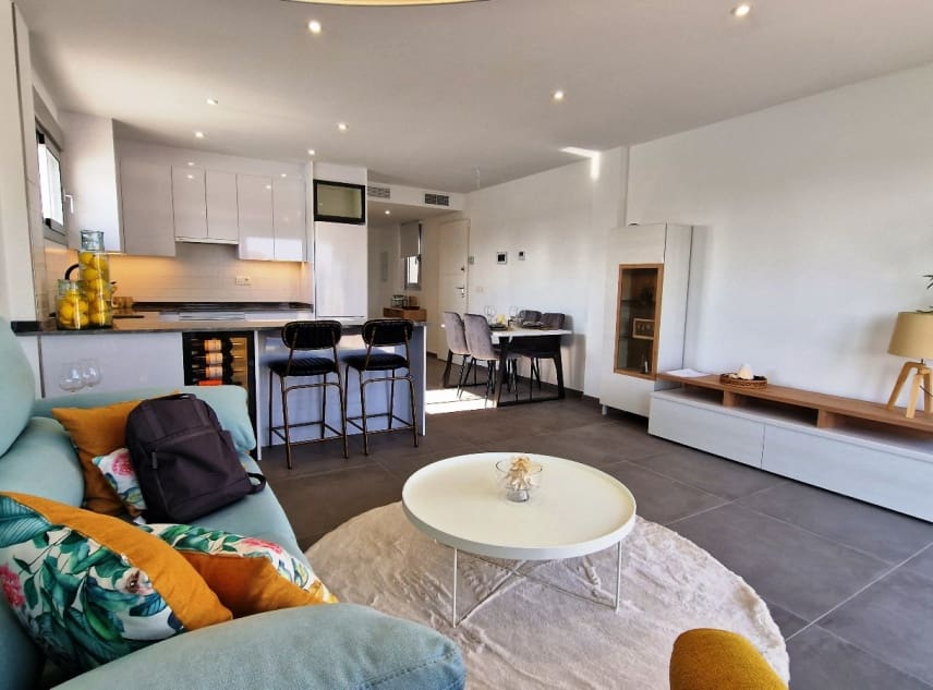 3 chambre Villa/Maison à vendre à Los Alcazares avec piscine garage - 420 000 € (Ref: 8176061)