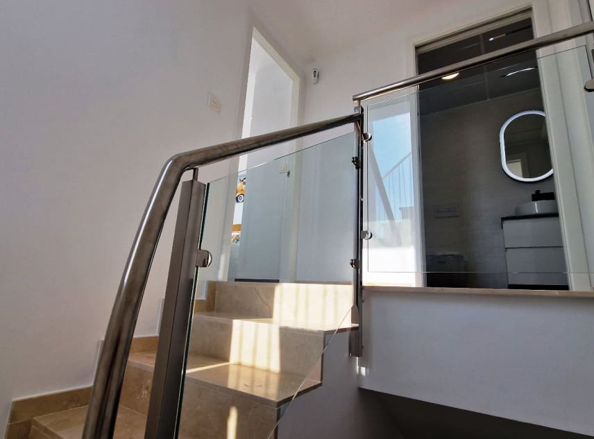 3 chambre Villa/Maison à vendre à Los Alcazares avec piscine garage - 420 000 € (Ref: 8176061)