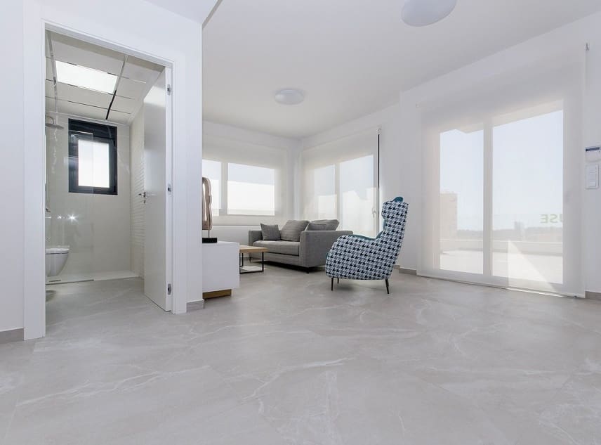 2 soveværelse Bungalow til salg i San Miguel de Salinas med swimmingpool garage - € 375.000 (Ref: 8479846)